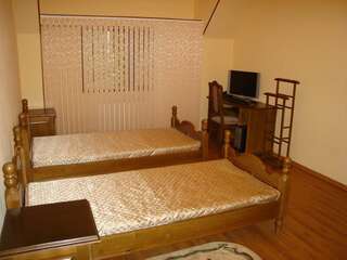 Гостиничный комплекс 12 Стульев Пенза-5