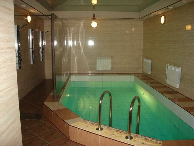 Гостиничный комплекс 12 Стульев Пенза-35