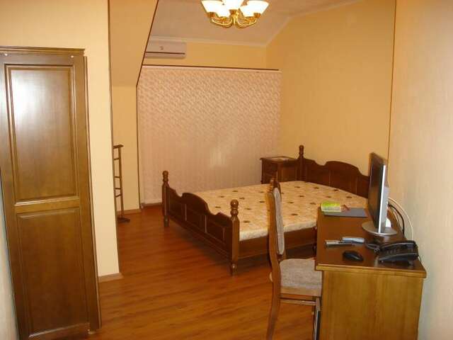 Гостиничный комплекс 12 Стульев Пенза-28