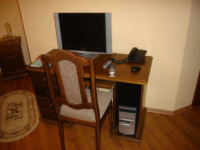 Гостиничный комплекс 12 Стульев Пенза-17