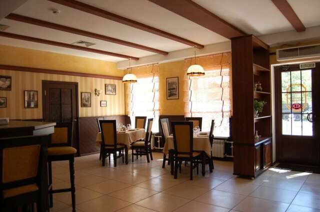 Гостиничный комплекс 12 Стульев Пенза-34